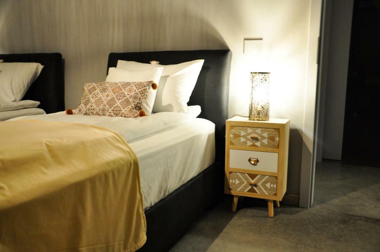 Rubio Residence - Accmonia Luxury Apartment Arad Kültér fotó